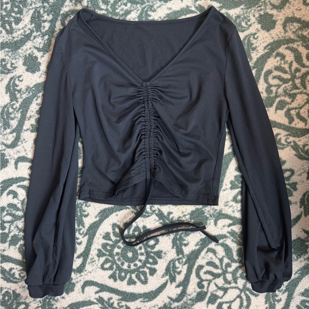 🌟3/$20 Eligible - SHEIN Women’s Black Ruched Front Long Sleeve Crop Top